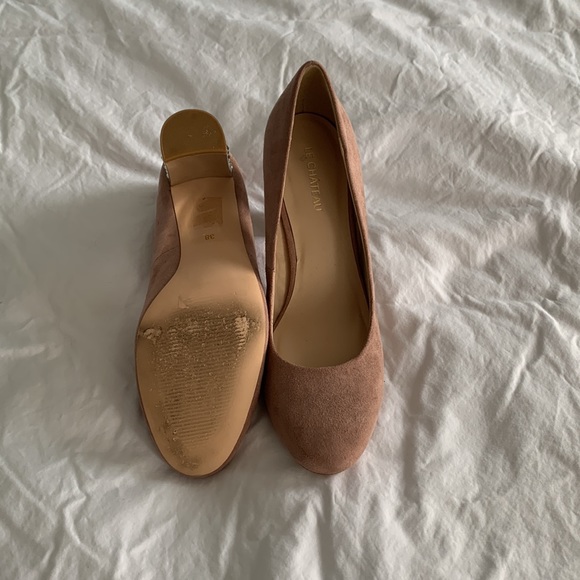 Size 8 Le Château shoes 3 inch heel soft pink color slightly worn, asking $30 - Picture 2 of 3